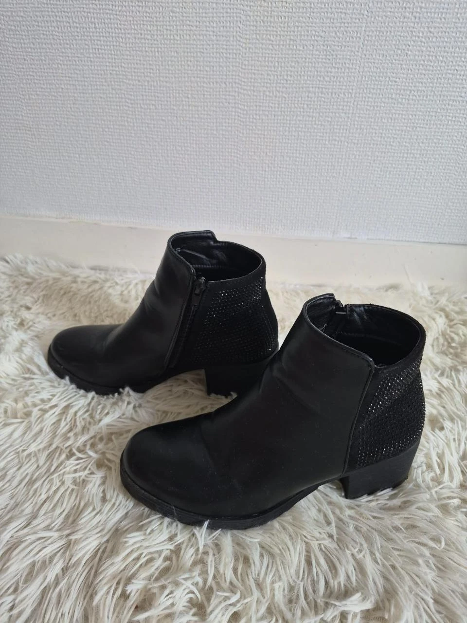 Bottines noire à talons - Taille 36 – Très bon état